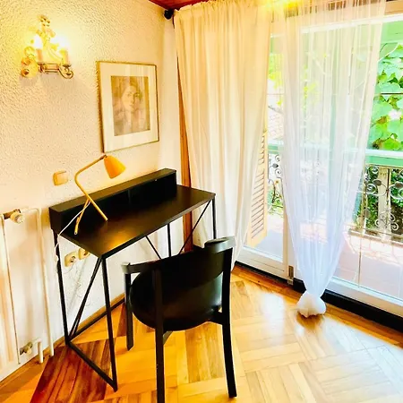 Luci Apartma